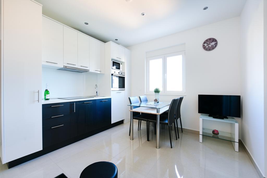 Spant Apartment *